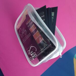 STIKILY KOSMETIIKKALAUKKU